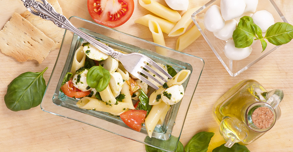 Caprese Pasta Salad: For Easy Summer Dining