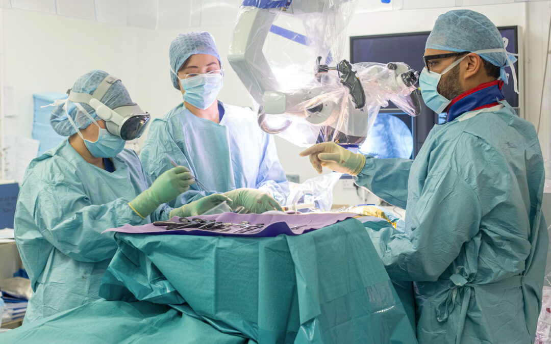 eXeX and Cromwell Hospital Pioneer the First Use of Apple Vision Pro in UK Surgery