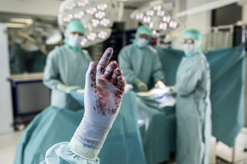 Study Highlights Importance of Double Gloving with Indicator Systems